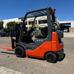 TOYOTA 4000LB CAPACITY PROPANE FORKLIFT