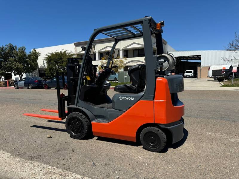 TOYOTA 4000LB CAPACITY PROPANE FORKLIFT