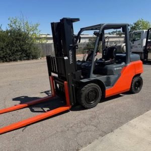 TOYOTA 8000LBS CAPACITY PROPANE FORKLIFT