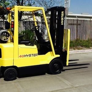 Hyster Model S40XM Forklift (2002, 4000lb Capacity)